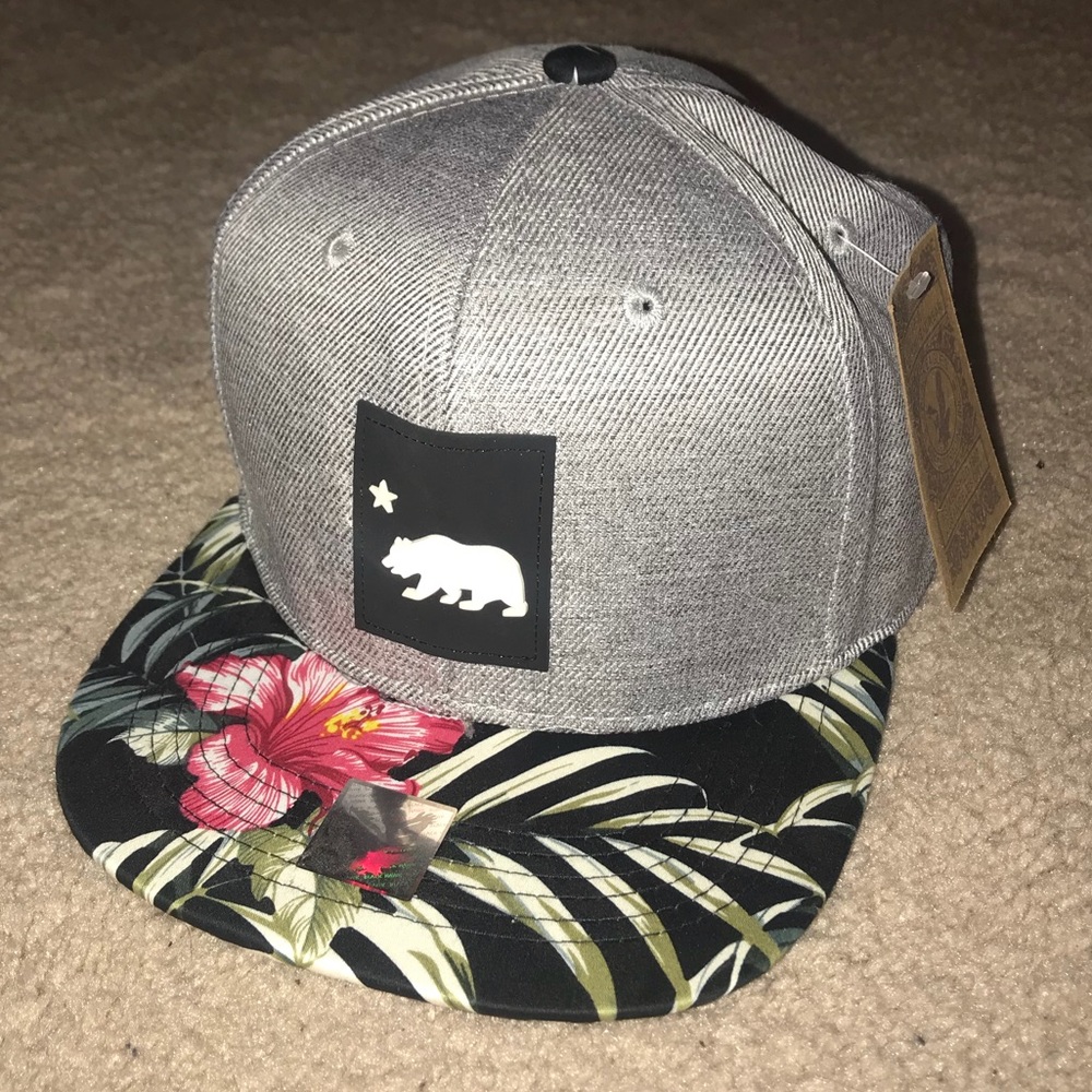California Bear 🐻 Hat 🧢
